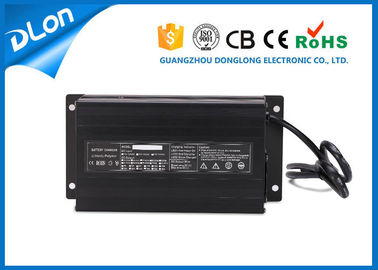 China cargador de batería de plomo automático elegante de coche eléctrico 24v 25a con la certificación del CE y de ROHS proveedor